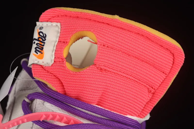 All Categories Nk SB Dunk Series Nk SB Dunk Low Low-top Sneakers #ZG Version OF x Nk Dunk Low OW Suede SB Smashed Backboard Fashion Casual Sneakers DJ0950-101